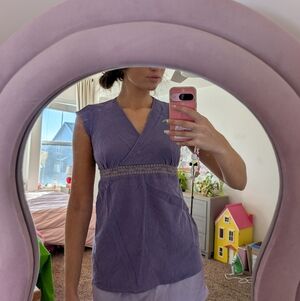 Lavender Blouse with Embroidered Detail Size Large